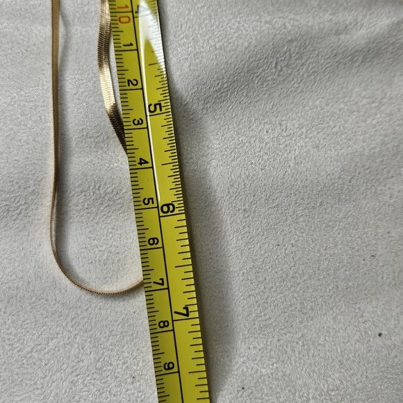 Gold 16" Herringbone Chain - Picture 4 of 6